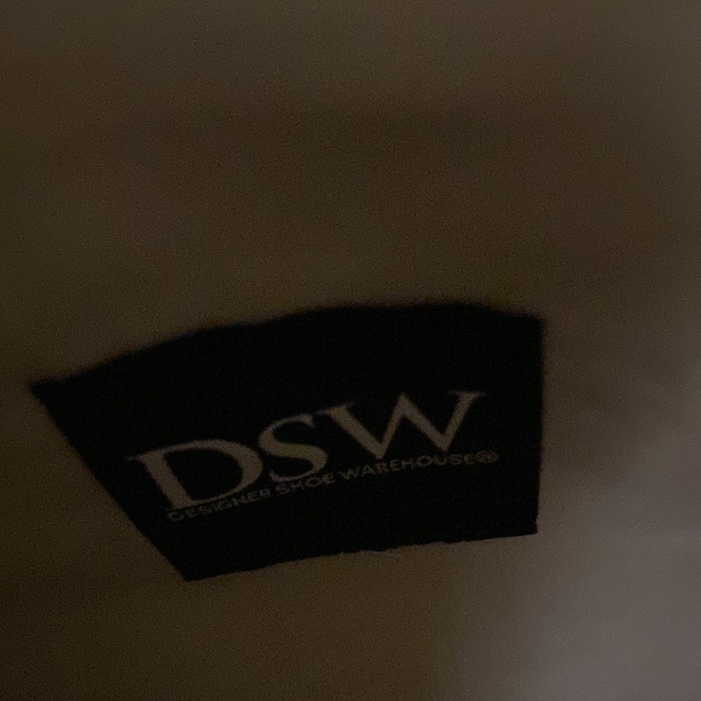 DSW Backpack - never used - Picture 6 of 6